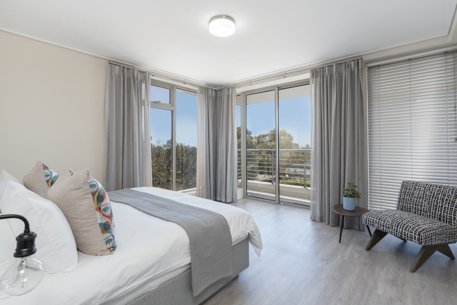 2 Bedroom Property for Sale in Green Point Western Cape